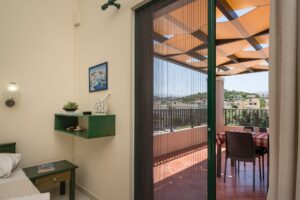 Superior One-Bedroom Apartment