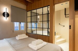 One-Bedroom Family Suite Indoor Tub with Old Town View and Balcony