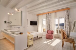 Superior Sea View Suite with Private Pool