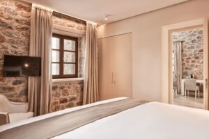 Upbeat One Bedroom Suite Sea View