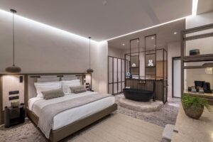 EPIC Junior Suite with Jacuzzi and Garden View