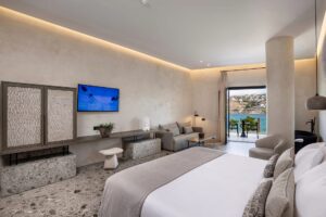 CHRONOS Suite with Jacuzzi and Sea View