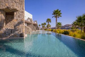 ETERNAL Suite with Supreme Pool and Sea View